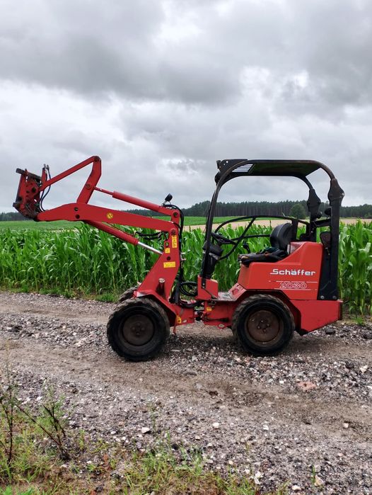 Schäffer 2030 miniładowarka