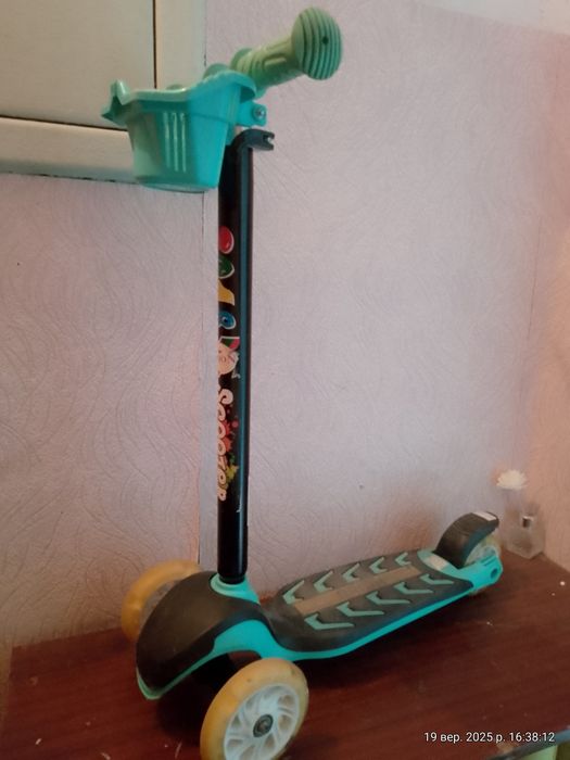 Самокат триколісний  дитячий