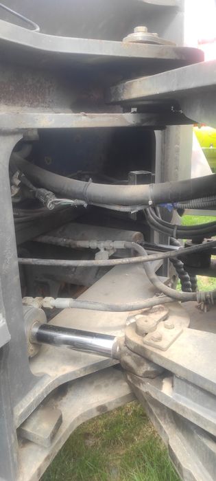 Фронтальний навантажувач HK-530