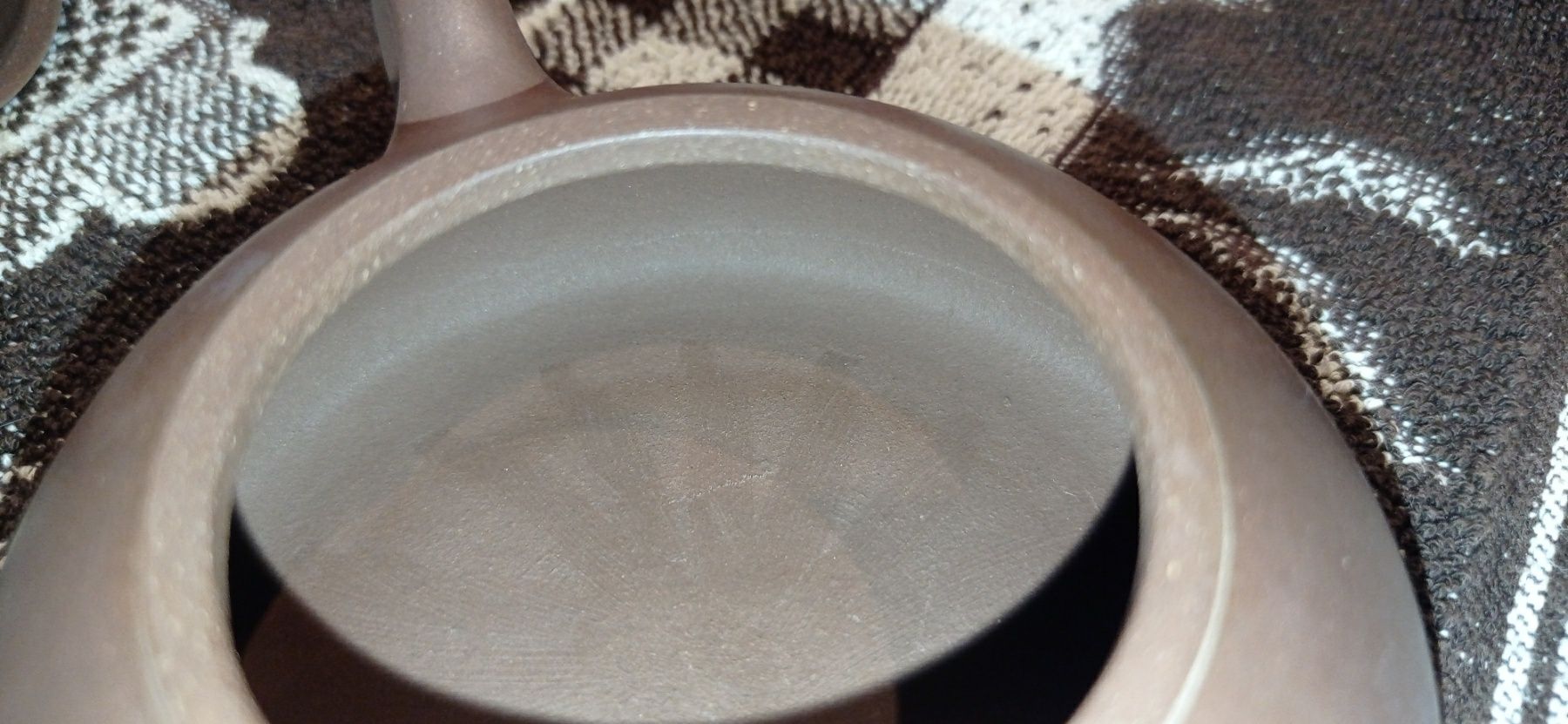 Исинский чайник ручной работы