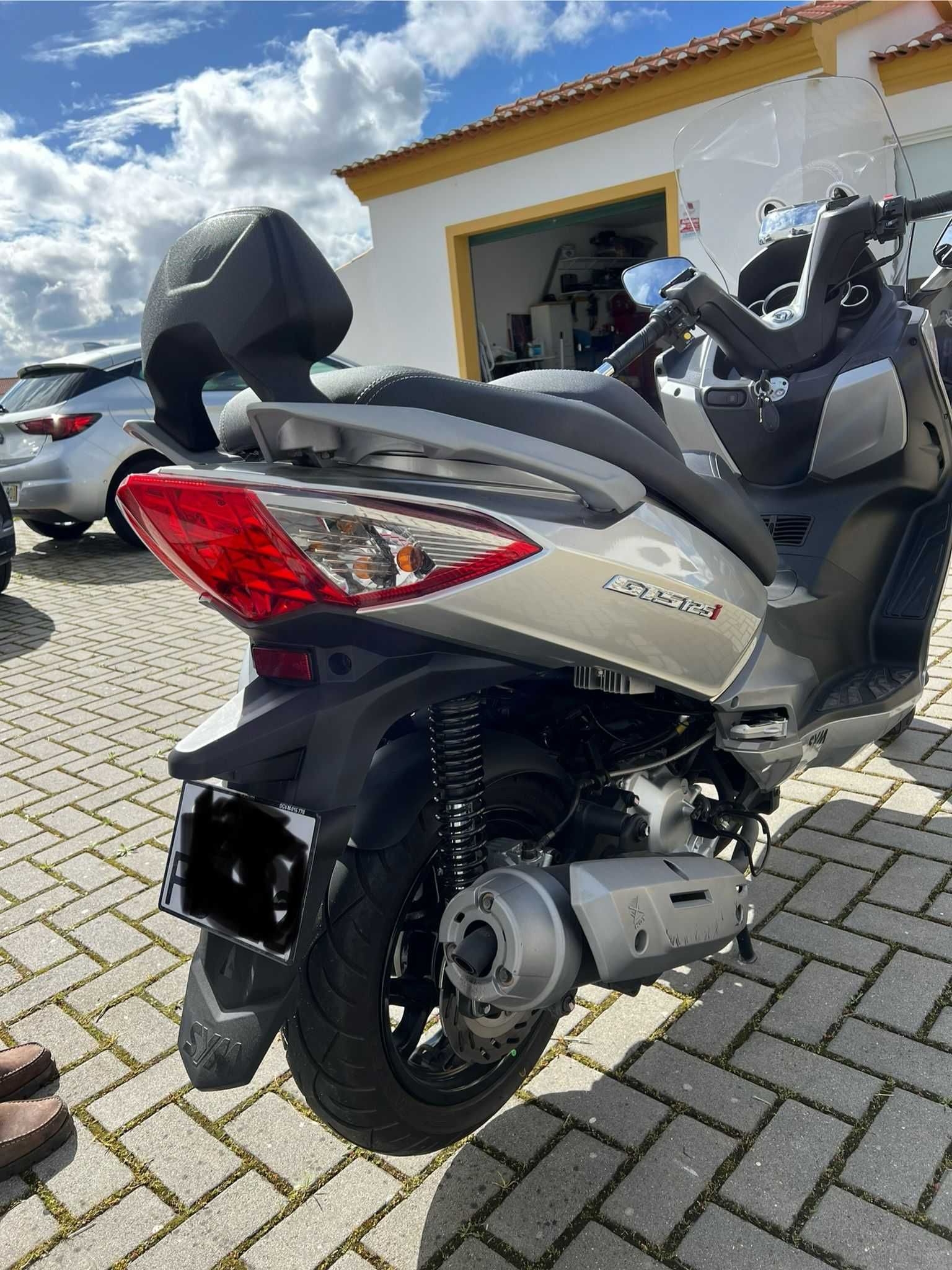 Scooter Sym 125 gtsi