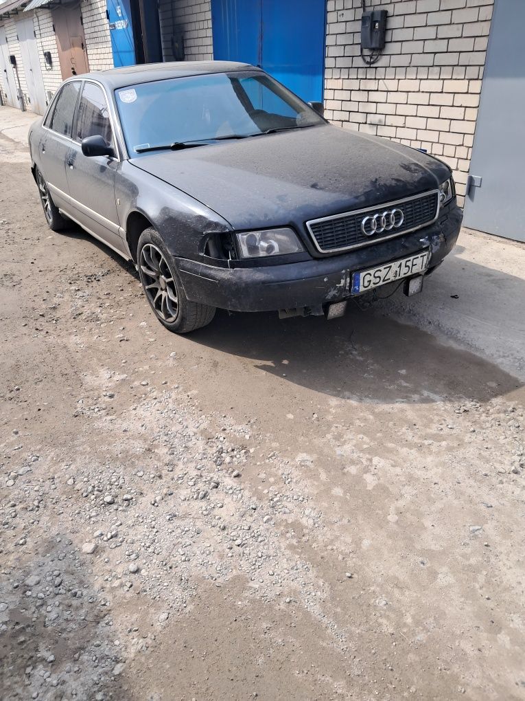 Разбираем Ауди А8D2