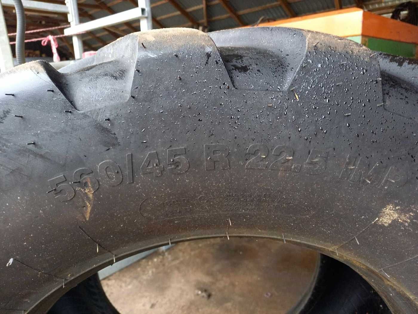 Opona do przyczepy 560/45 R22,5