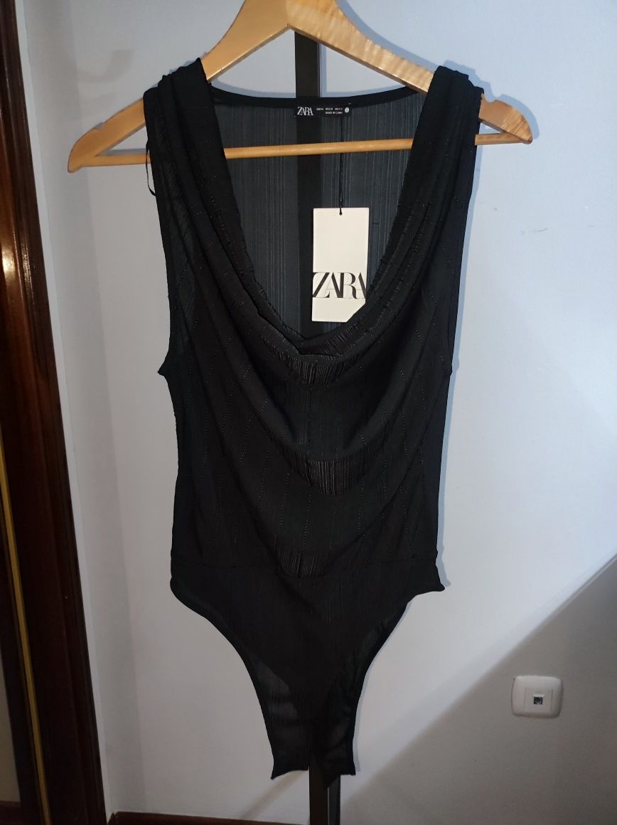 Body Zara  preto