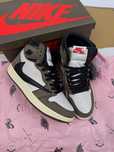 ButyDamskieJordan1RetroHighOGSPTravisScottMochaEU.45