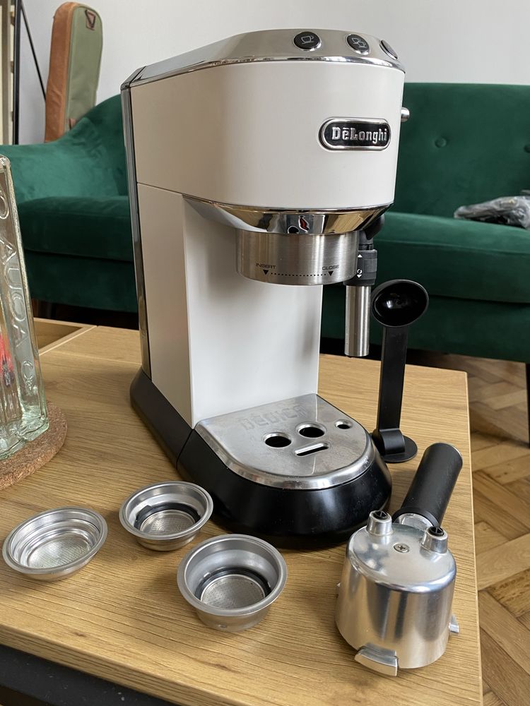 Delonghi ekspres do kawy EC685