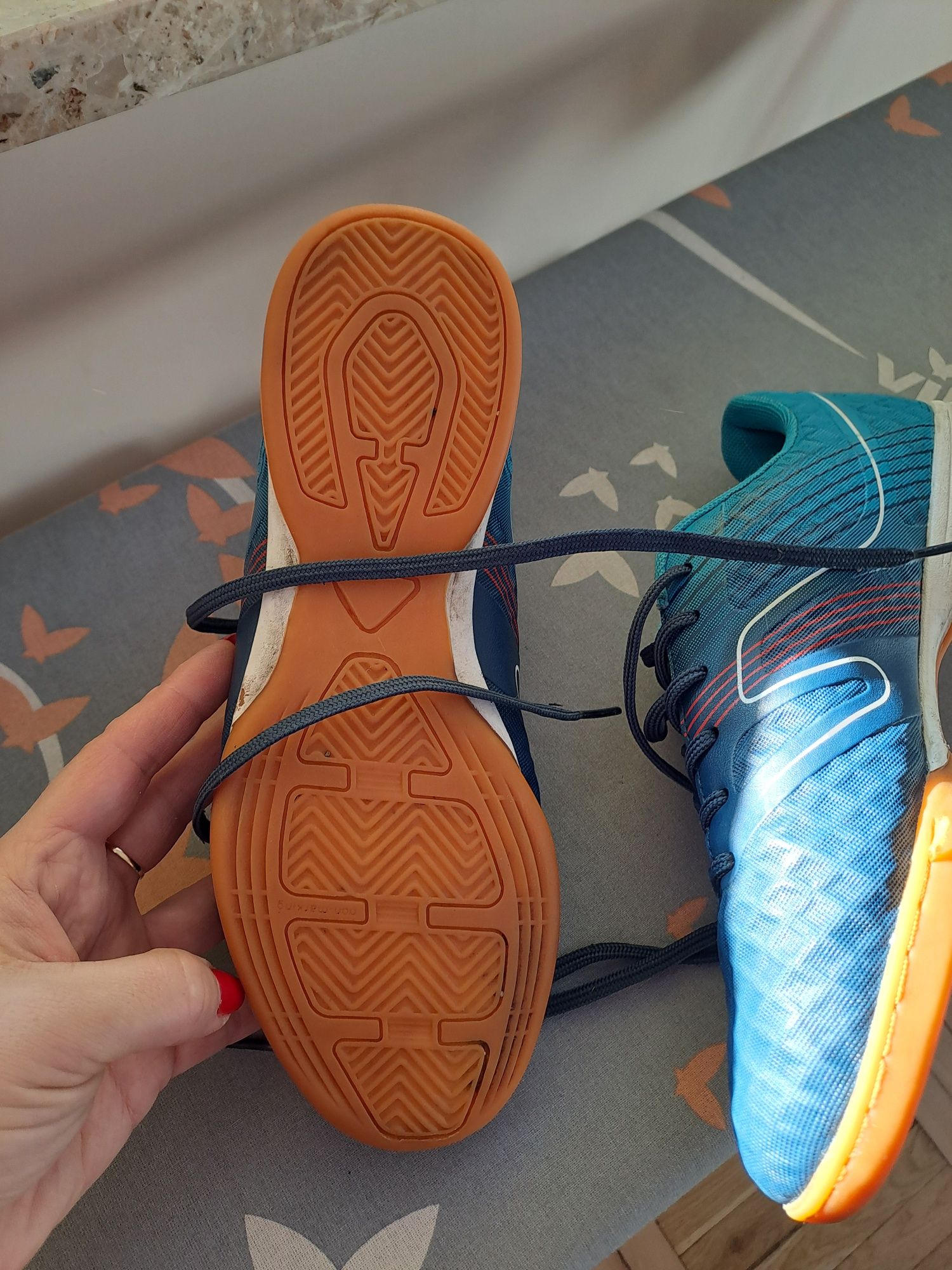 Buty sportowe 40