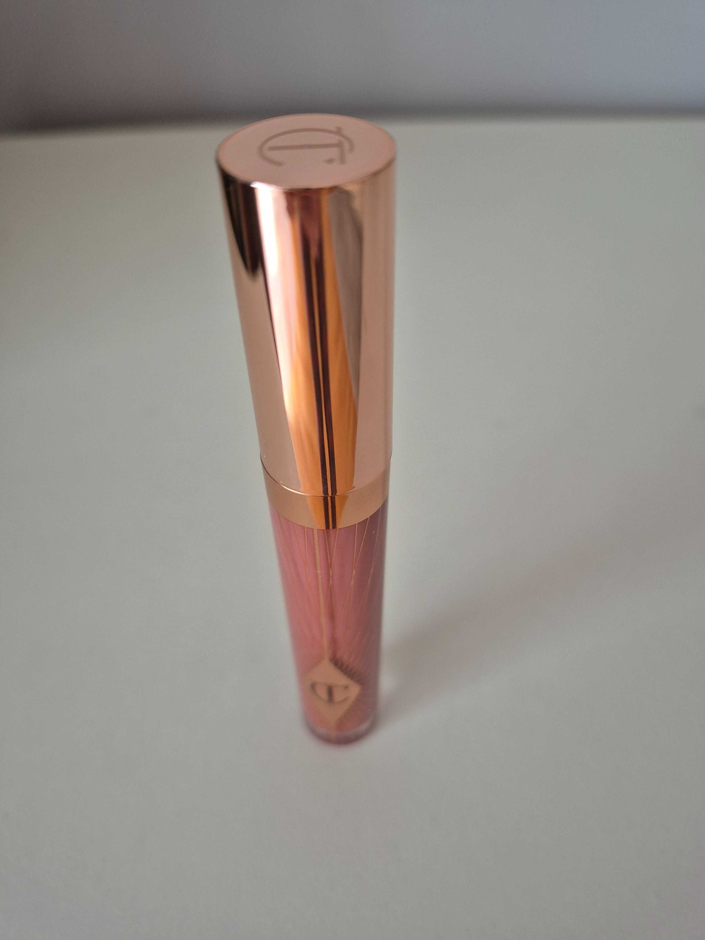 Charlotte Tilbury
Błyszczyk do ust
Pillow Talk