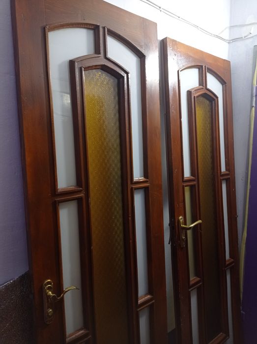 Продам двері дерев'яні