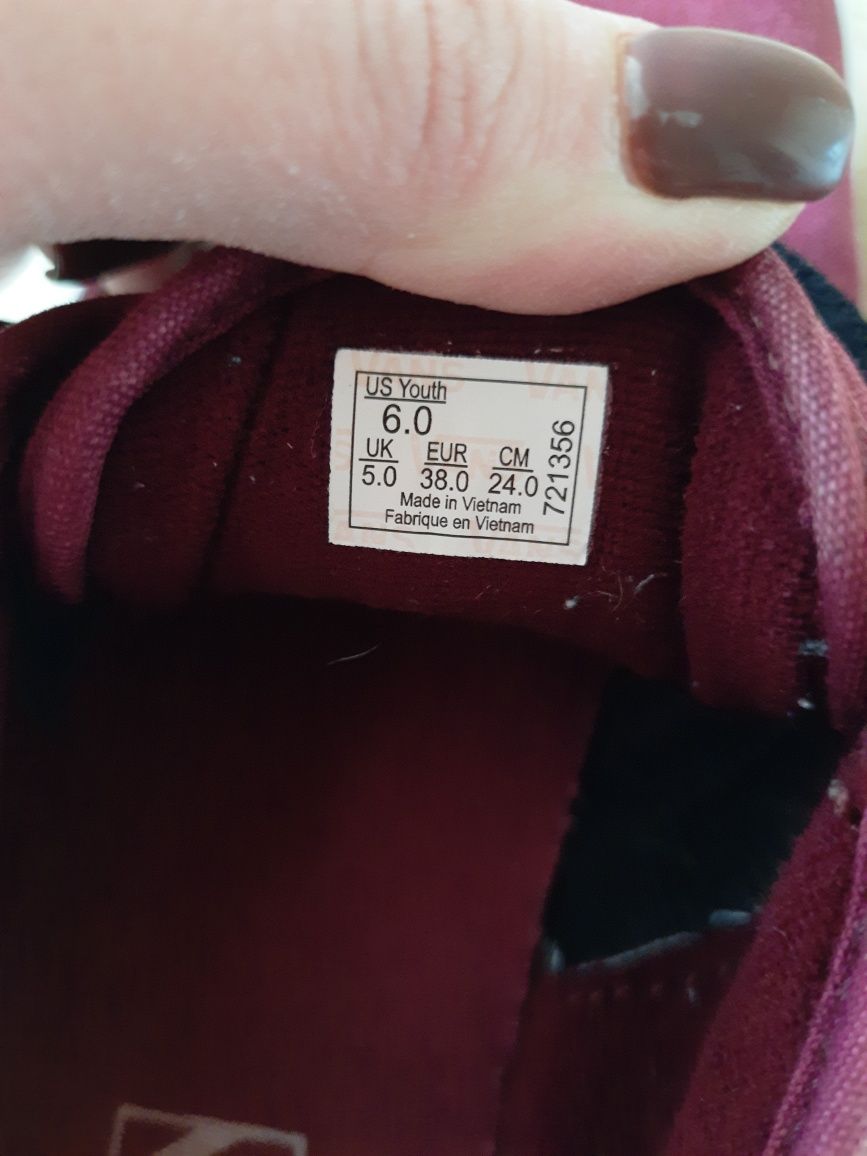 Продам кеды vans 38 р.