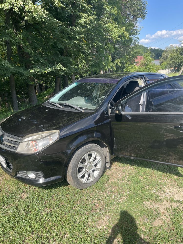 Продам GEELY MK 2011 год