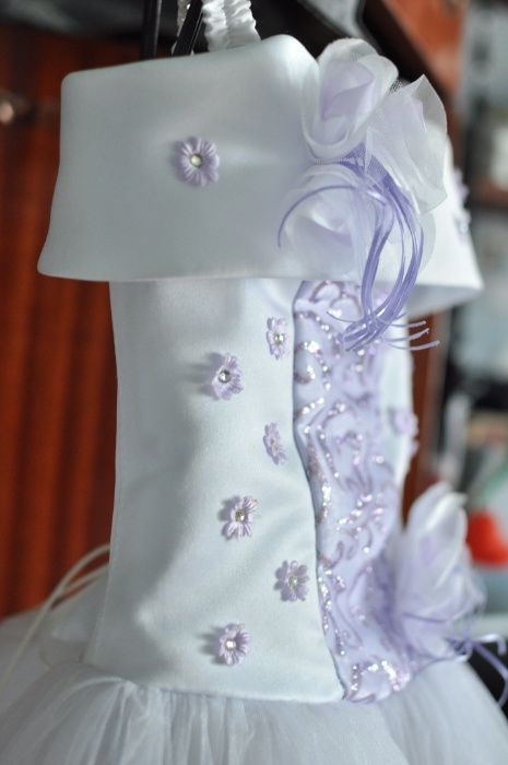 Об'ємна сукня з фатіну!