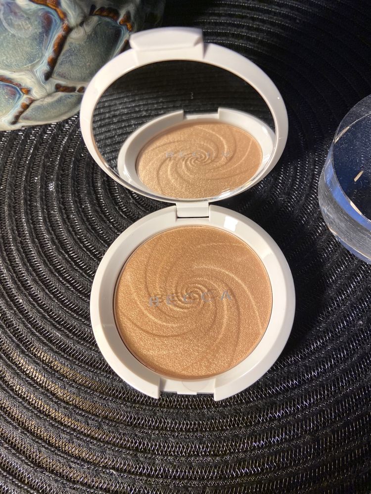 BECCA rozświetlacz Dreamsicle,Oryginalny z USA, 7g, Shimmering Skin Pe