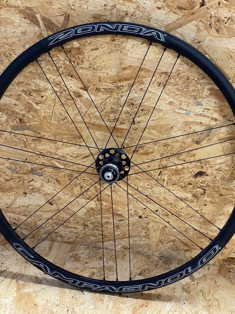 Koło Szosowe Gravel CAmpagnolo ZONDA Disc DB QR 135 Tył Nowe