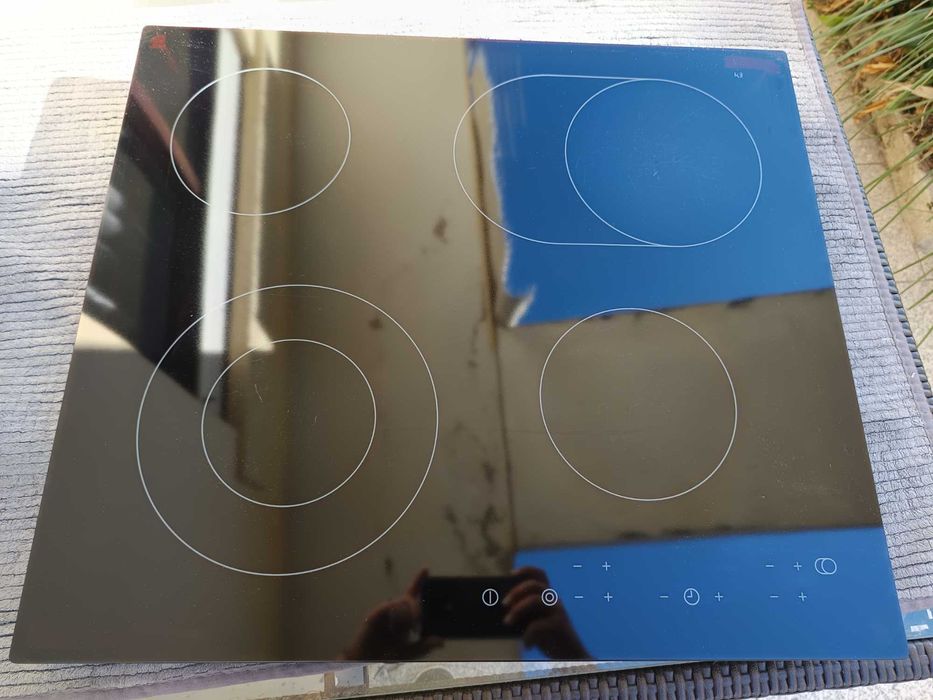 Placa IKEA vitrocerâmica FRAMTID HGC6T