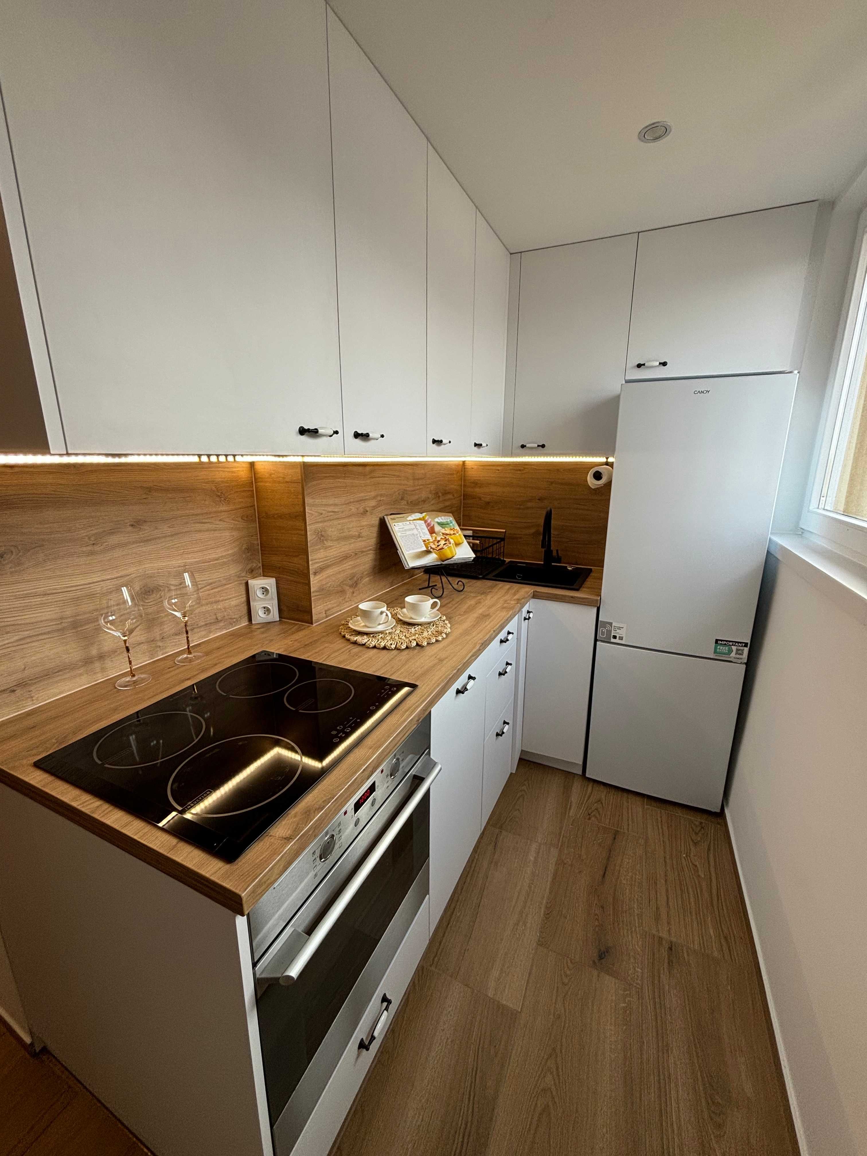Sprzedam mieszkanie 43m2_Po generalnym remoncie_Centrum