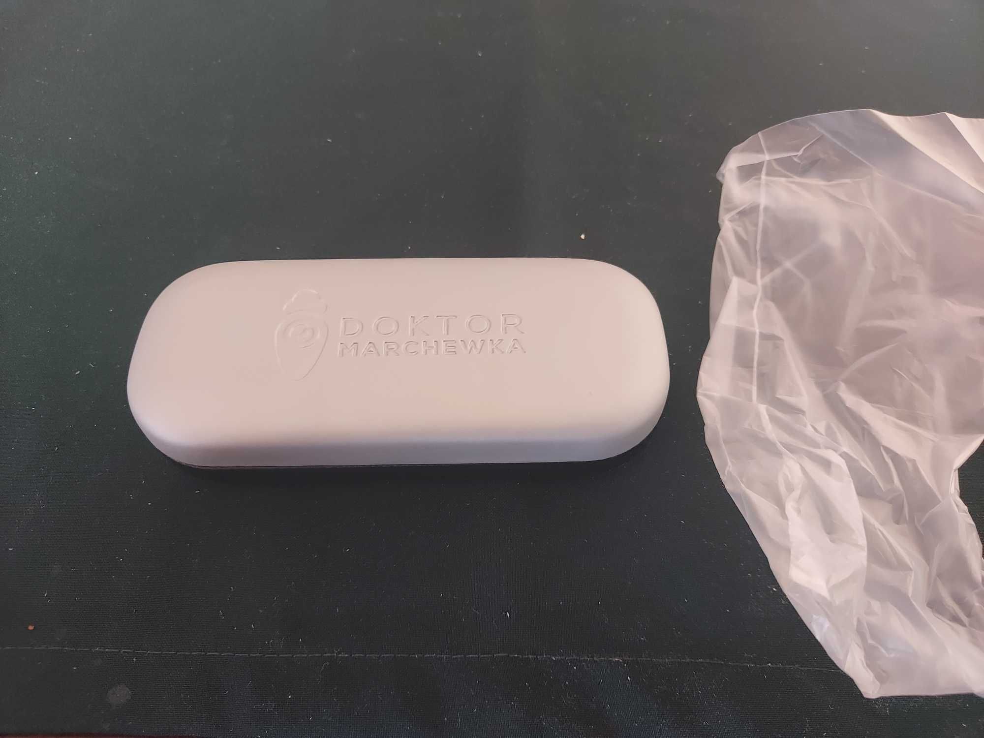 etui na okulary - twarde, mocne