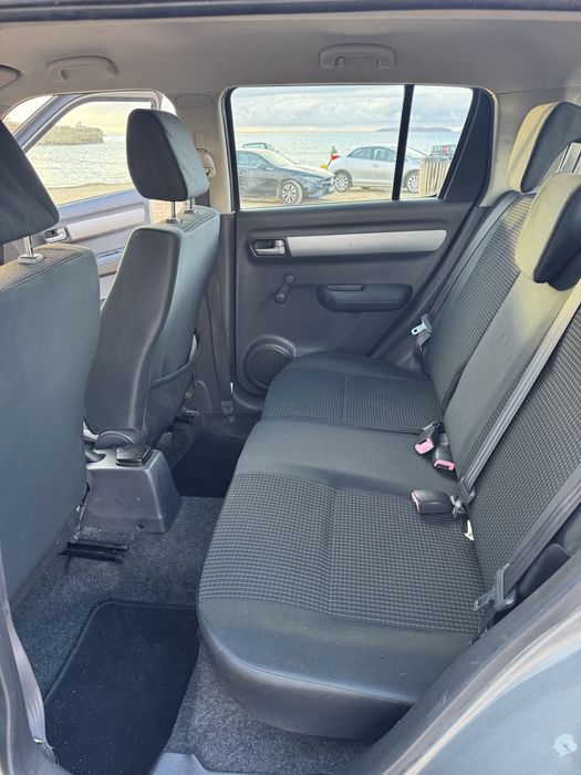 Suzuki Swift 2006 Automatico poucos kms 4.8 l/100 mto economico