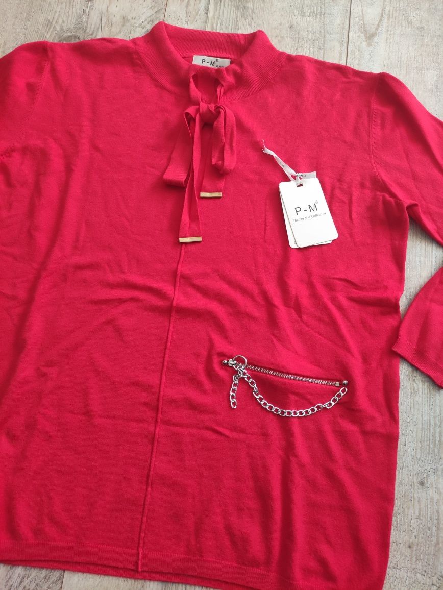 Nowa bluzka czerwona sweterkowa