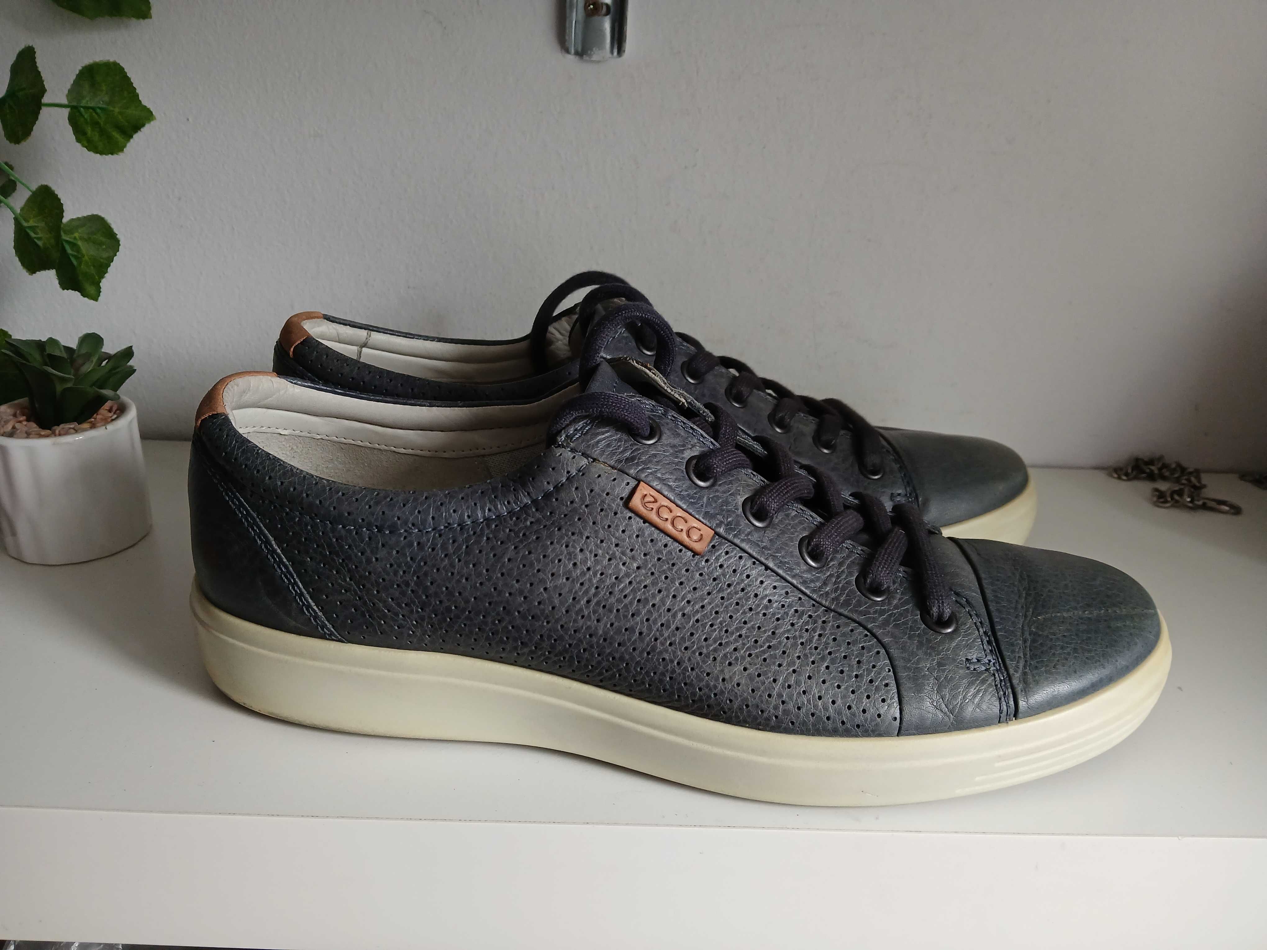Buty Ecco Soft 7 r. 44