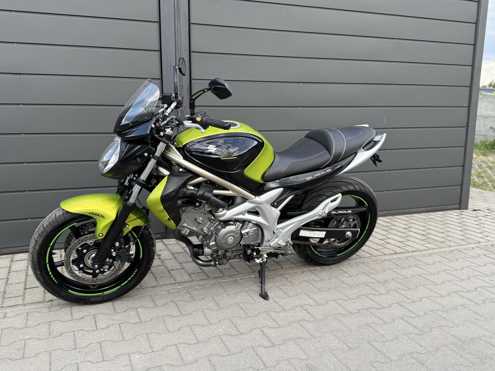 Suzuki SFV Gladius 650 z 2010r abs Niemcy piekny