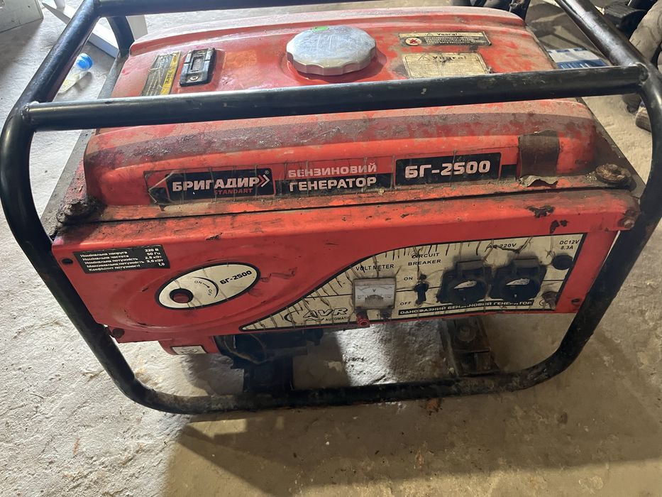 Генератор бензиновый на 2,5 кВт