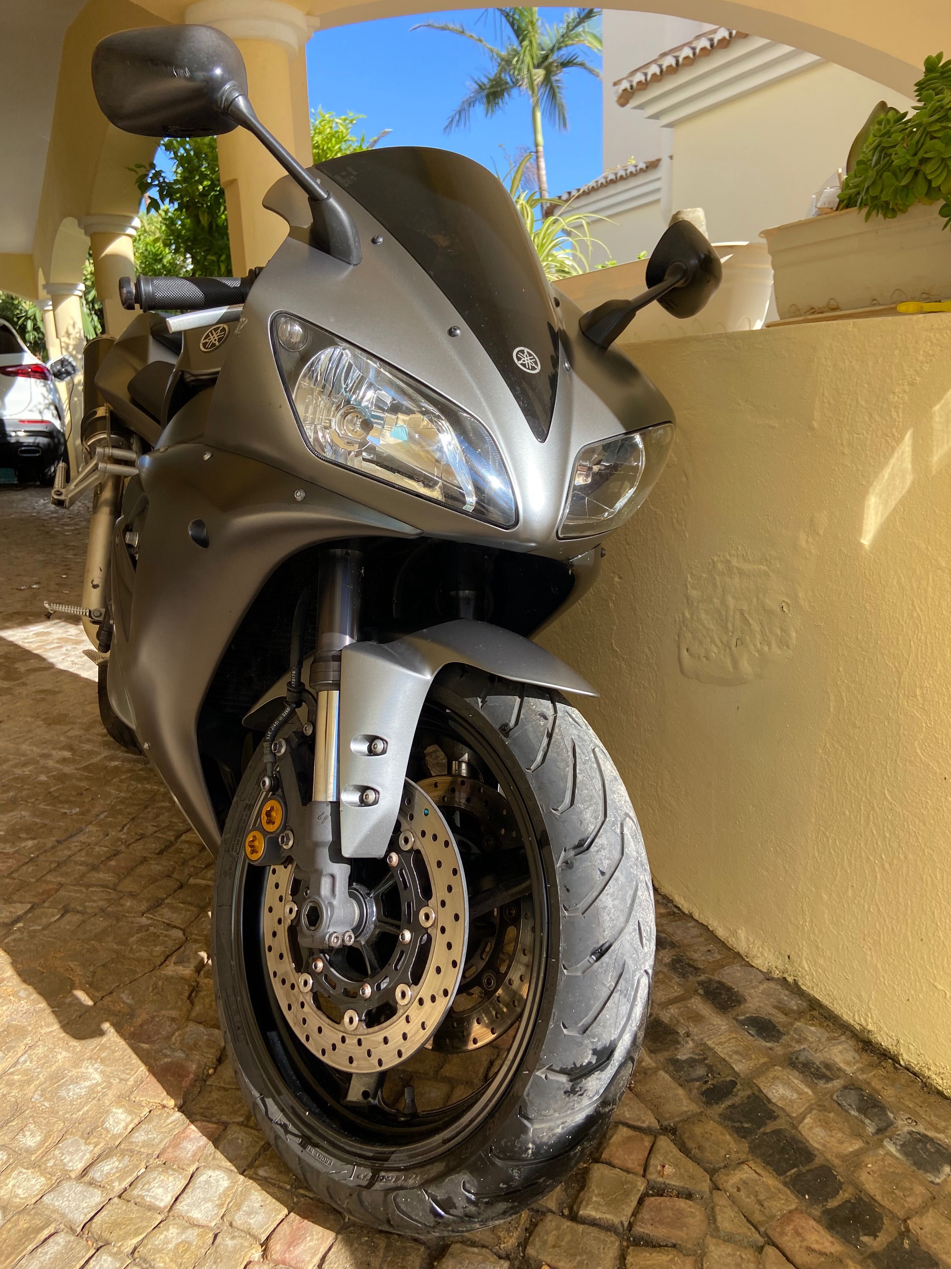 Yamaha R1 2002 – Excelente estado – Extras