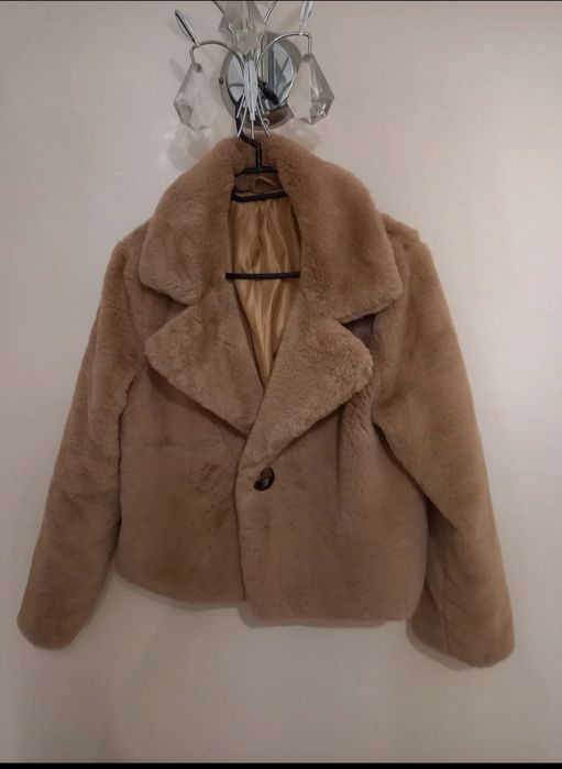 Piękne sztuczne futerko beż karmel uni miękkie lekkie uni z Hiszpanii