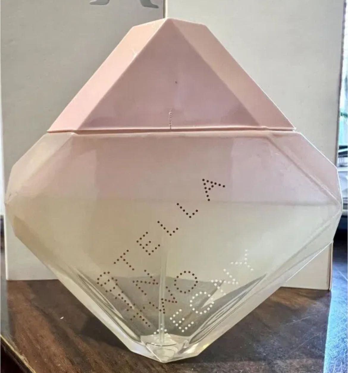 Stella McCartney Stella in Two Peony Dzintars ridzinieks Cerruti 1881