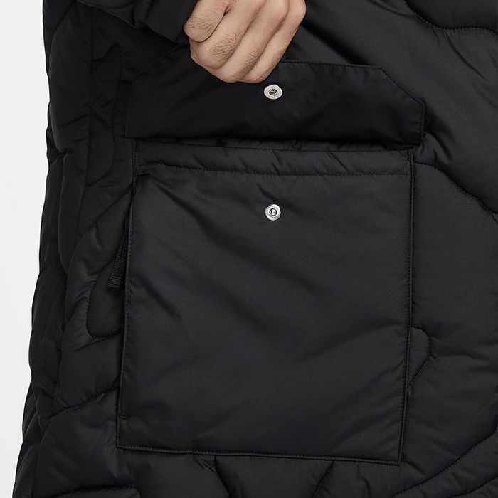 Оригінальна Куртка Nike  Розмір XL