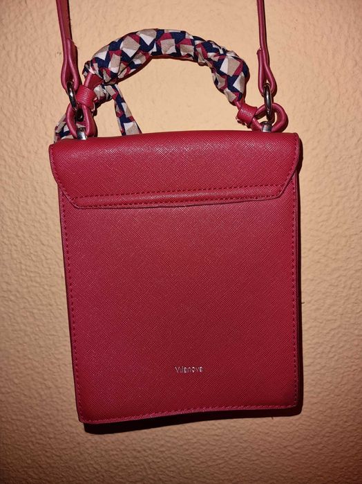 Mala senhora pequena