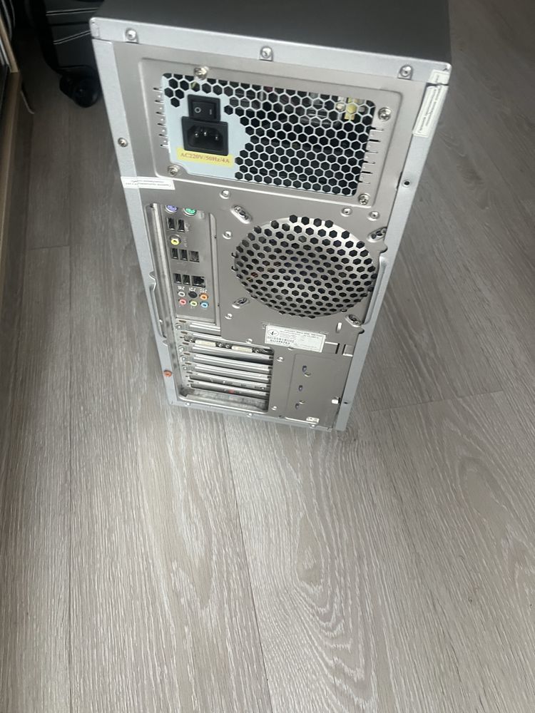 Thermaltake корпус б/у