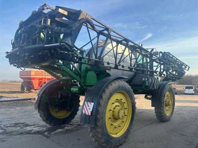 Обприскувач John Deere 4930