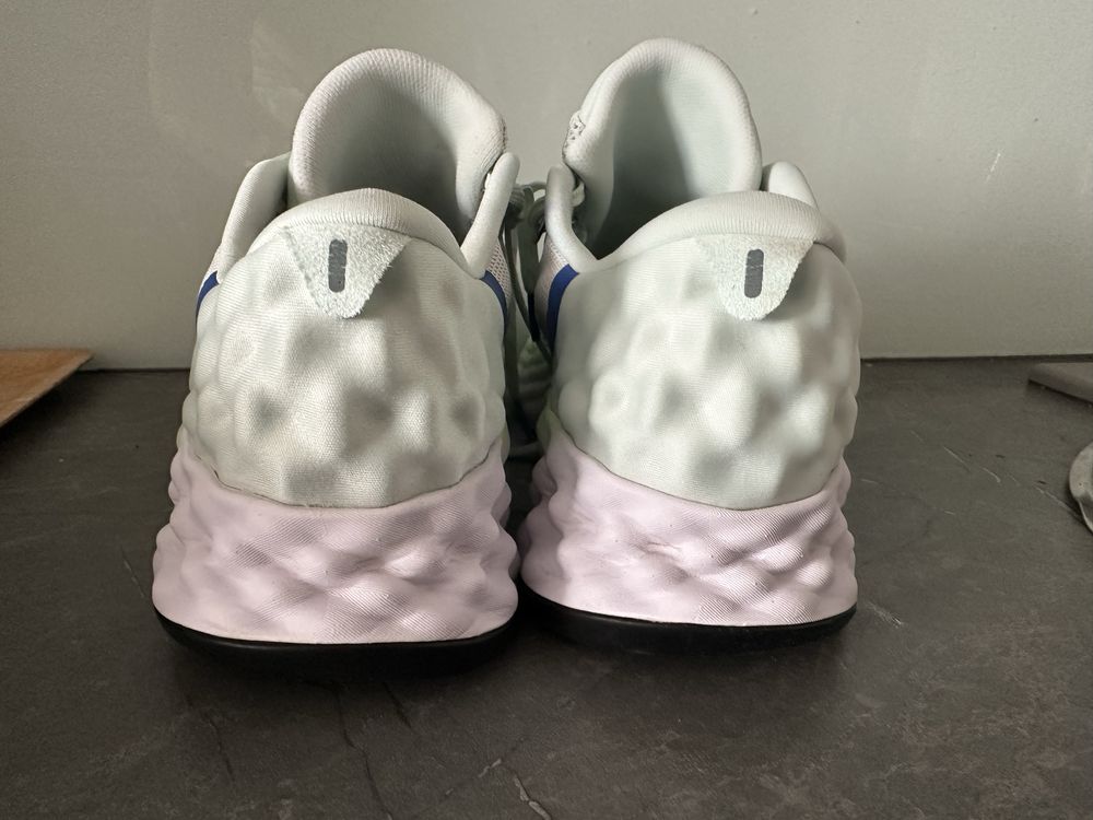 Buty sportowe do biegania kiprun ks900.2 rozm 45/28,5cm jak nowe
