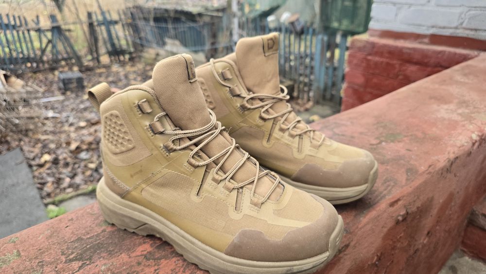 Віддам за символічну ціну берці