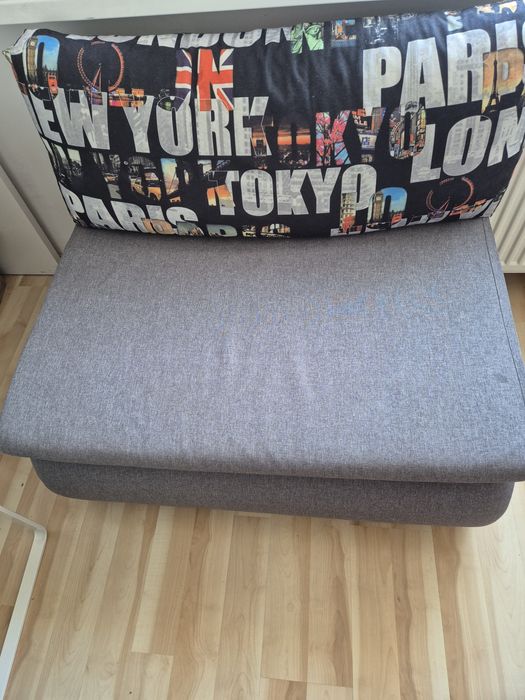 Rozkładany fotel z pojemnikiem