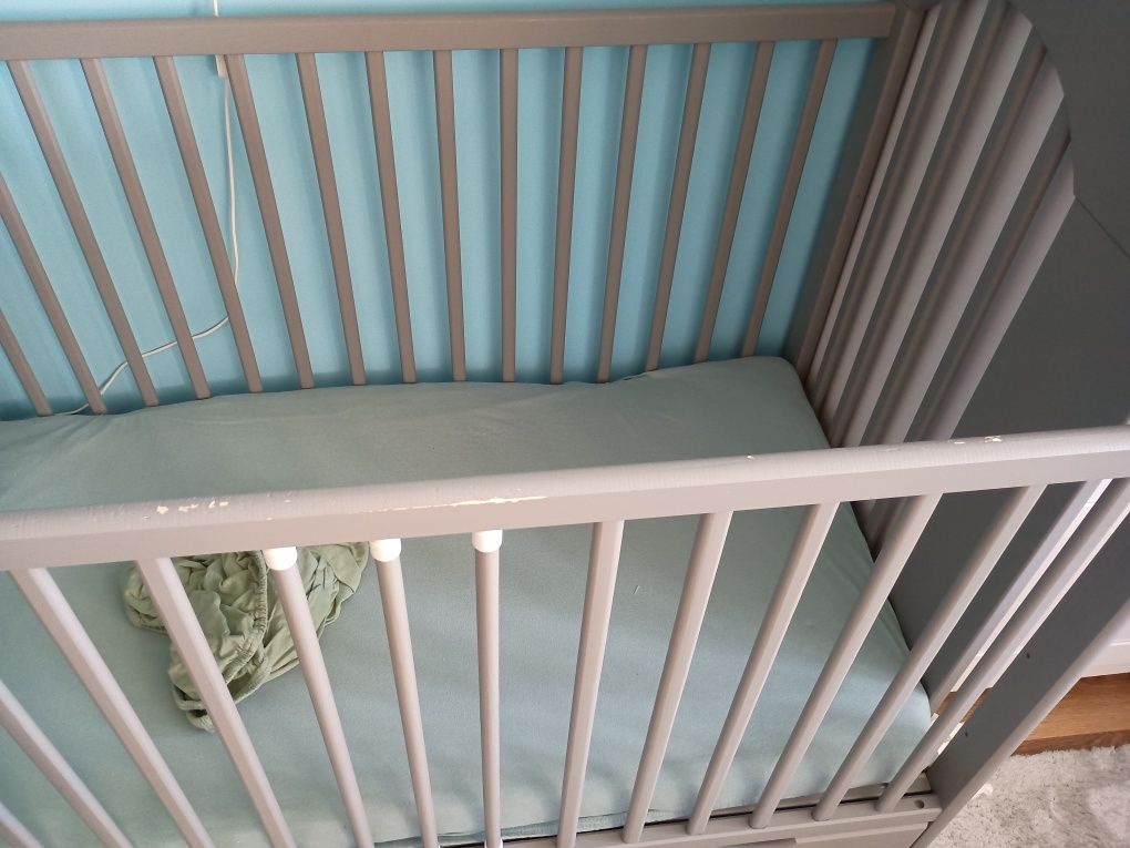 Łóżeczko niemowlęce Tymek 120x60 z materacem, szufladą
