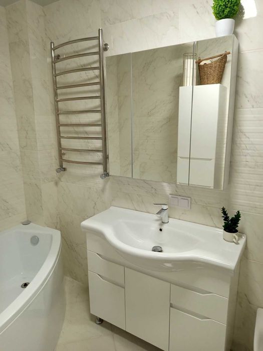 Здам 3-к квартиру Львівщина Рудки 48км. пл. Відродження. Центр.