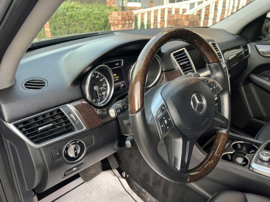 Mercedes-Benz M-Class ML 350 BlueTEC      2014