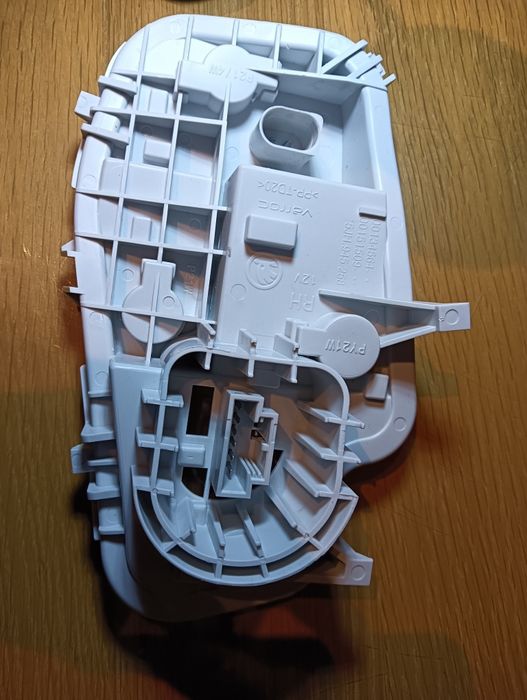 Wkład lampy prawy tył Skoda Rapid