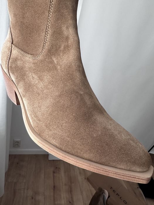 Чоботи казаки натуральний замш 38-24,5см