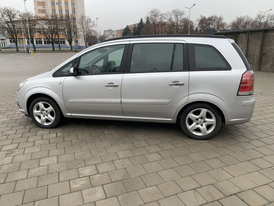 Opel Zafira 2007 року