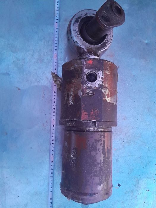 Продам гідроциліндр на прицеп або саморобку