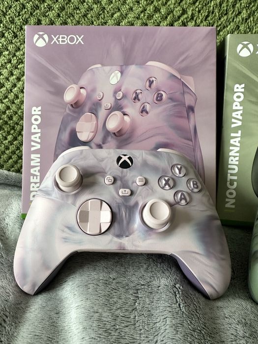 2x Kontroler Xbox – Dream Vapor + Nocturnal Vapor – stan jak nowe