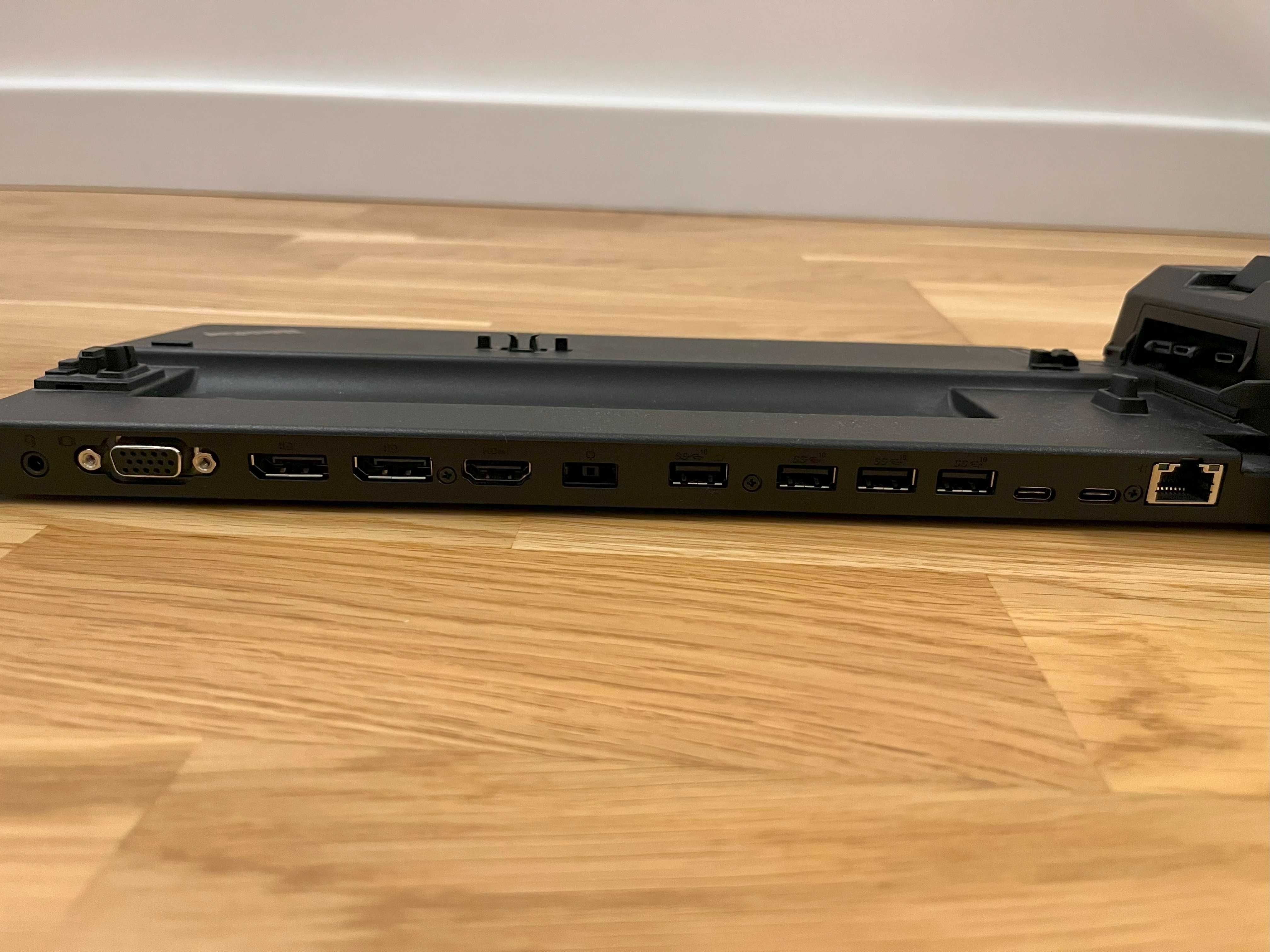 Stacja dokująca Lenovo 40AJ0135EU