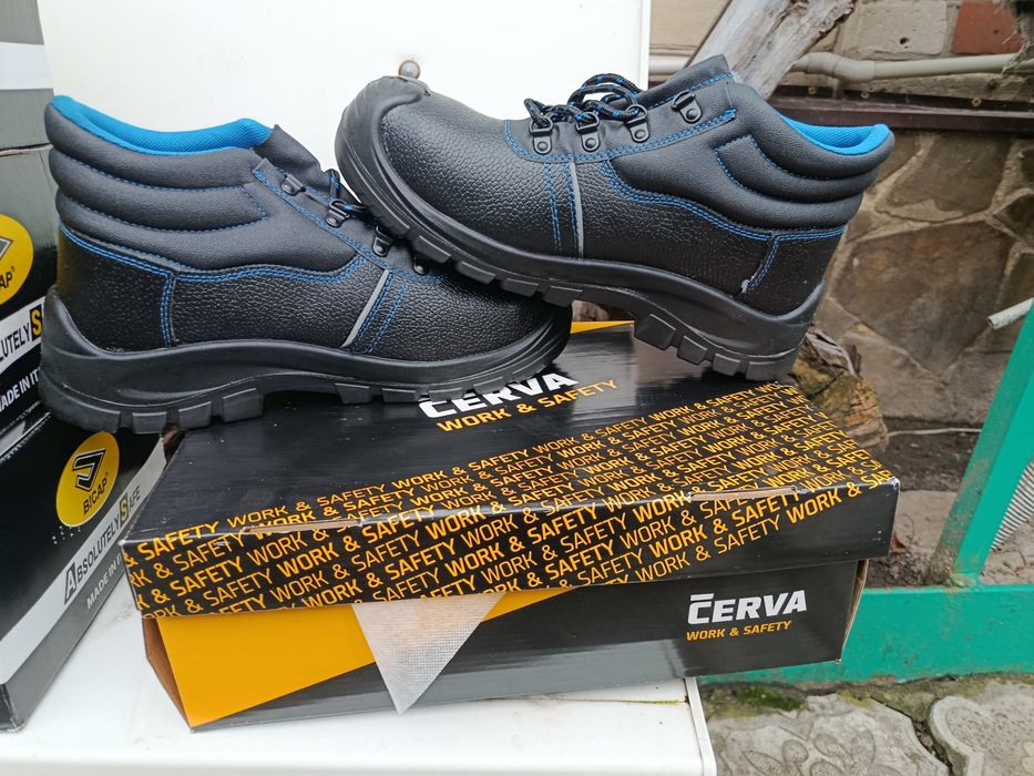 Ботинки рабочие,,,