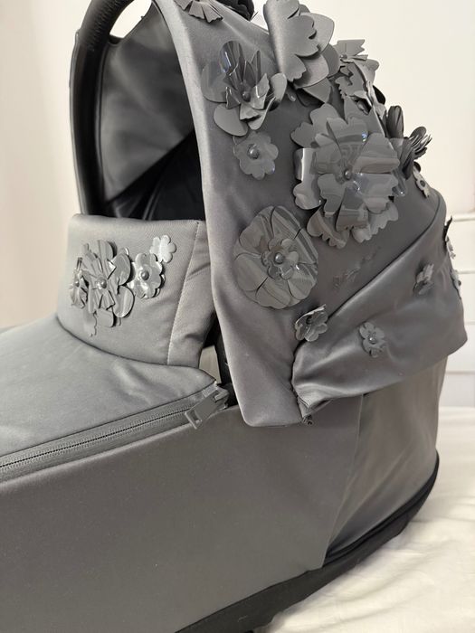 Gondola Cybex Priam Simply Flowers Grey 4,0