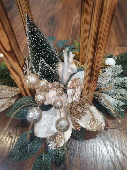 Kompozycja nagrobna świąteczna