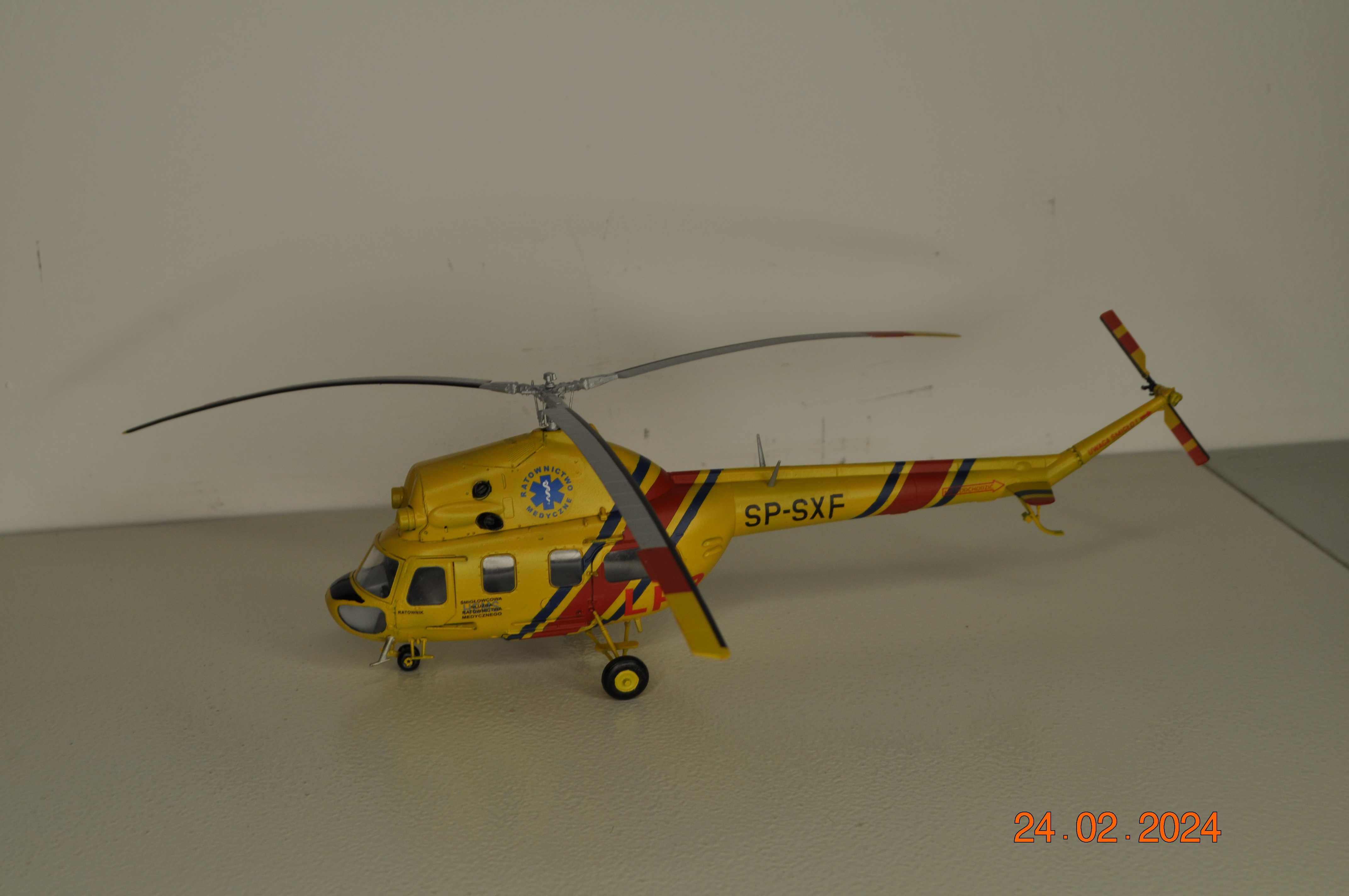 Śmigłowiec LPR Mi-2 Pogotowie SP-SXF Helikopter GOTOWY 1/48