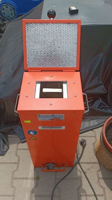 Piec do wygrzewania elektrod